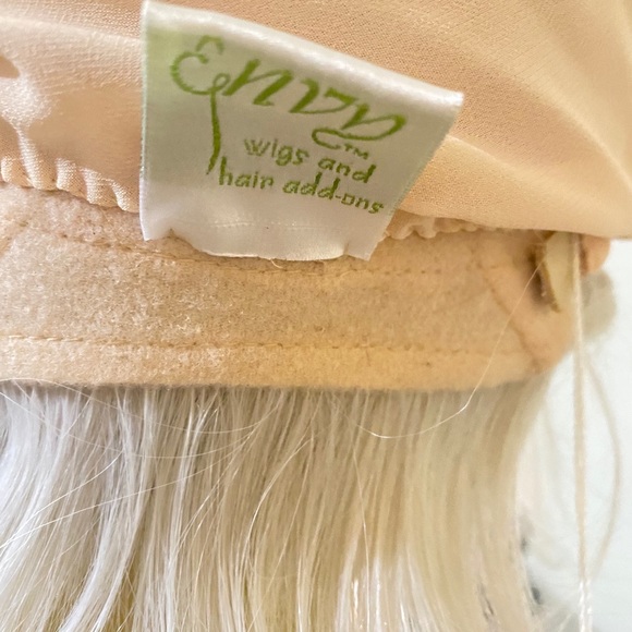Abbey by Envy wigs